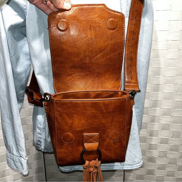 CatchFly Studios Boho Western Crossbody Purse Fringe Braided Tassel Rodeo - Picture 6 of 16